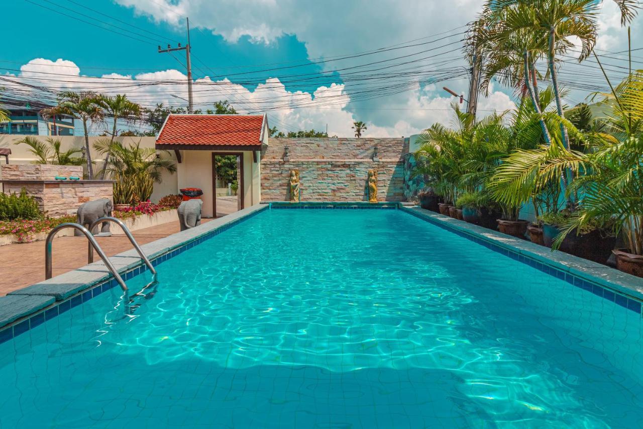 Viewbor Villa - Pattaya Holiday House Walking Street 4 Bedrooms Bagian luar foto