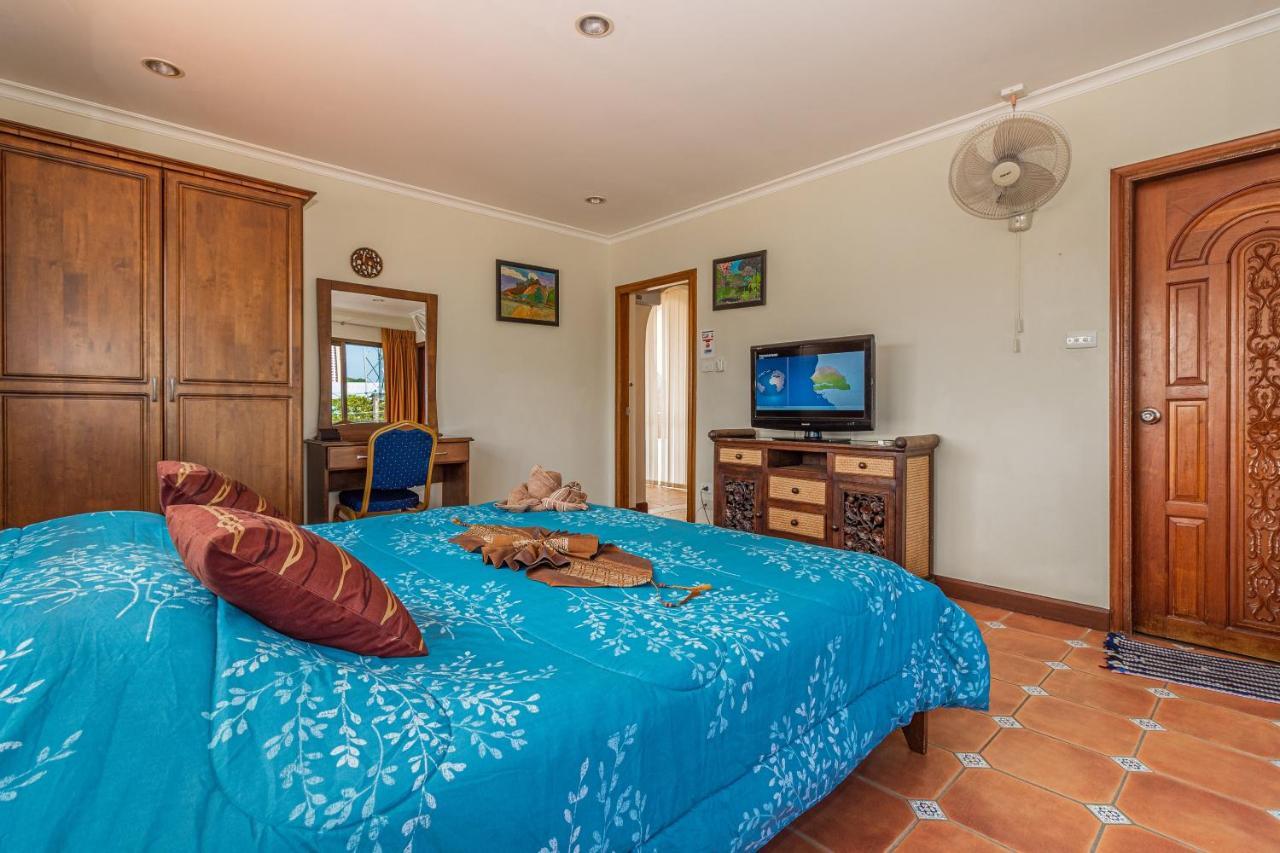 Viewbor Villa - Pattaya Holiday House Walking Street 4 Bedrooms Bagian luar foto