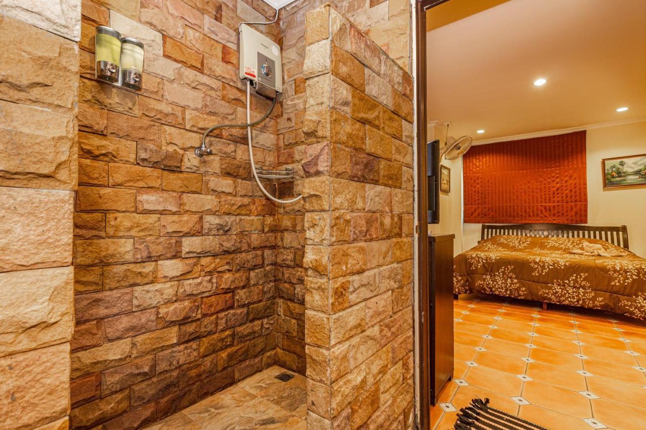 Viewbor Villa - Pattaya Holiday House Walking Street 4 Bedrooms Bagian luar foto