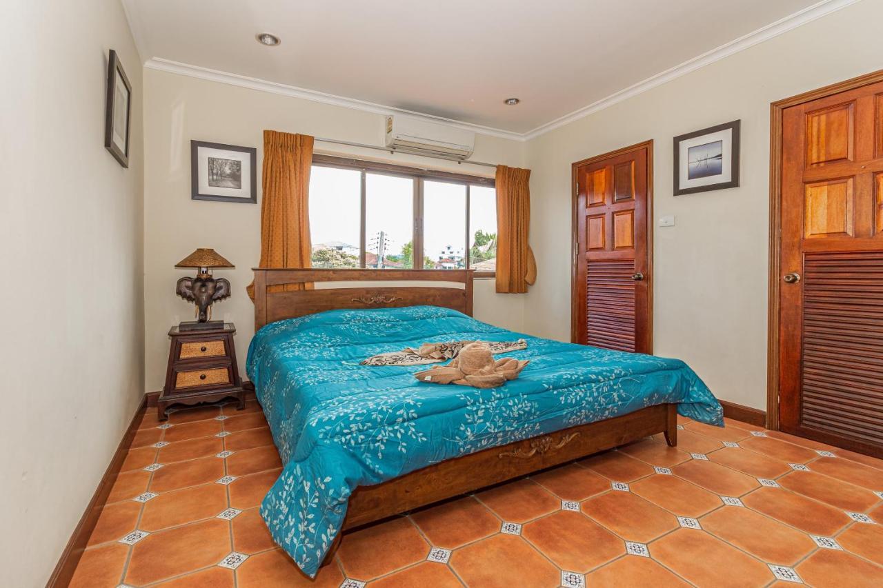 Viewbor Villa - Pattaya Holiday House Walking Street 4 Bedrooms Bagian luar foto