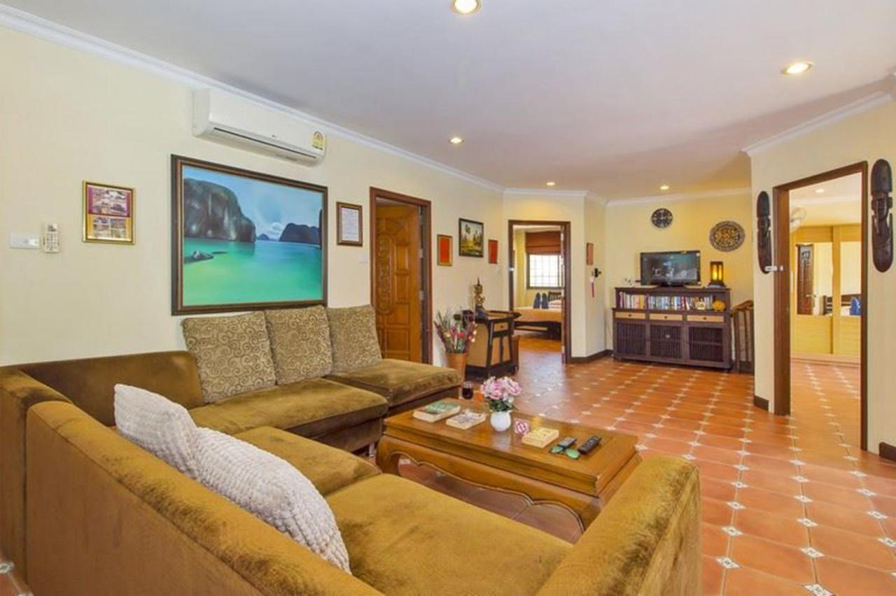 Viewbor Villa - Pattaya Holiday House Walking Street 4 Bedrooms Bagian luar foto
